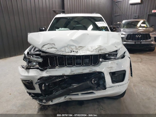 1C4RJKDG1P8825211 Jeep Grand Cherokee L Overland 4x4