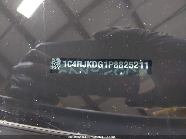 1C4RJKDG1P8825211 Jeep Grand Cherokee L Overland 4x4