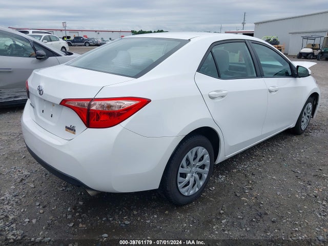Toyota COROLLA LE 2017 2T1BURHE8HC958287 Image 4