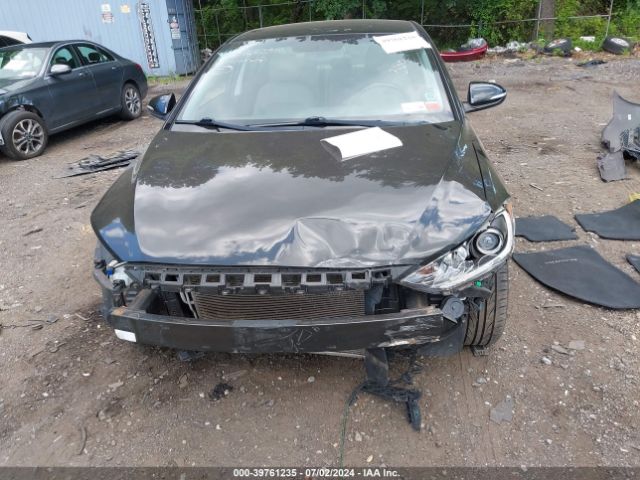 5NPD84LFXHH103829 Hyundai Elantra Limited