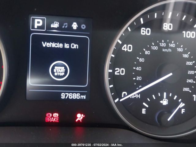 5NPD84LFXHH103829 Hyundai Elantra Limited