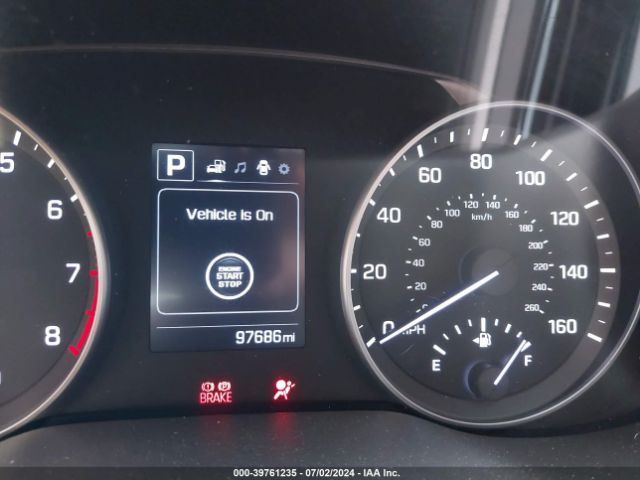5NPD84LFXHH103829 Hyundai Elantra Limited