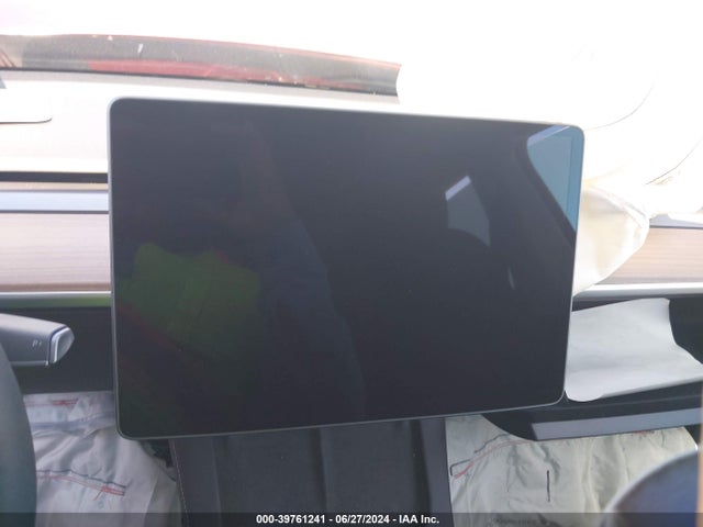 Tesla Model Y Long Range/rwd 2024 7SAYGDED4RF008220 Image 18
