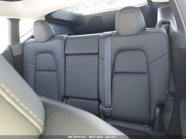 Tesla Model Y Long Range/rwd 2024 7SAYGDED4RF008220 Image 8