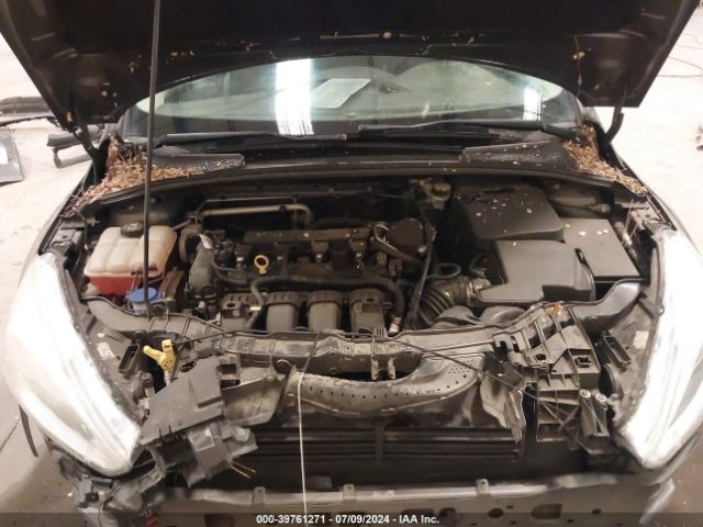 1FADP3J25FL277965 Ford Focus Titanium