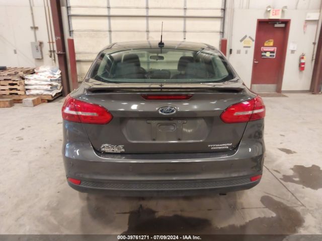 1FADP3J25FL277965 Ford Focus Titanium