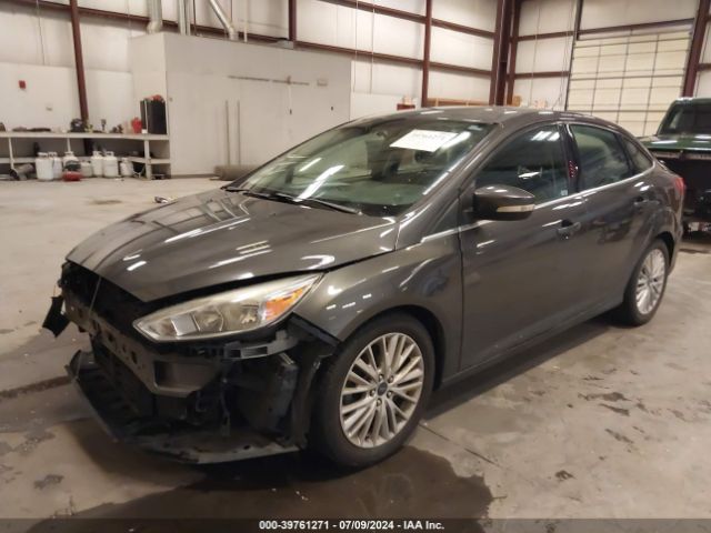 1FADP3J25FL277965 Ford Focus Titanium