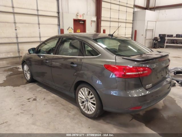 1FADP3J25FL277965 Ford Focus Titanium