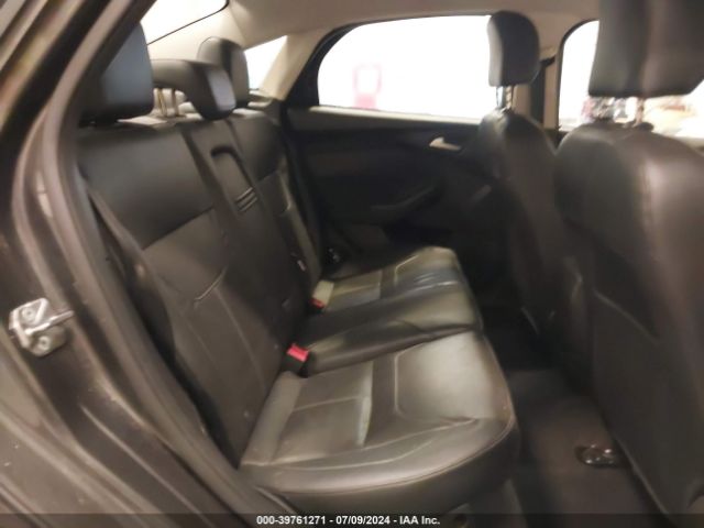 1FADP3J25FL277965 Ford Focus Titanium