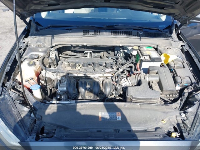 Ford FUSION S 2019 3FA6P0G75KR232613 Image 10