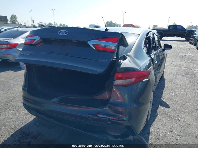 Ford FUSION S 2019 3FA6P0G75KR232613 Image 16