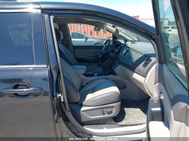 KNDMC5C12G6133893 KIA SEDONA EX