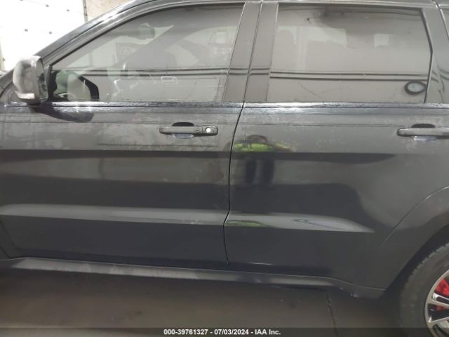 1C4RJFDJ4FC146385 Jeep Grand Cherokee Srt