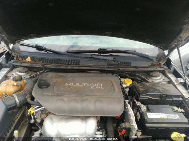 1C3CCCCB3FN663064 Chrysler 200 C