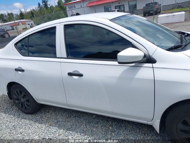 Nissan Versa 1.6 S+ 2018 3N1CN7APXJL828230 Image 13