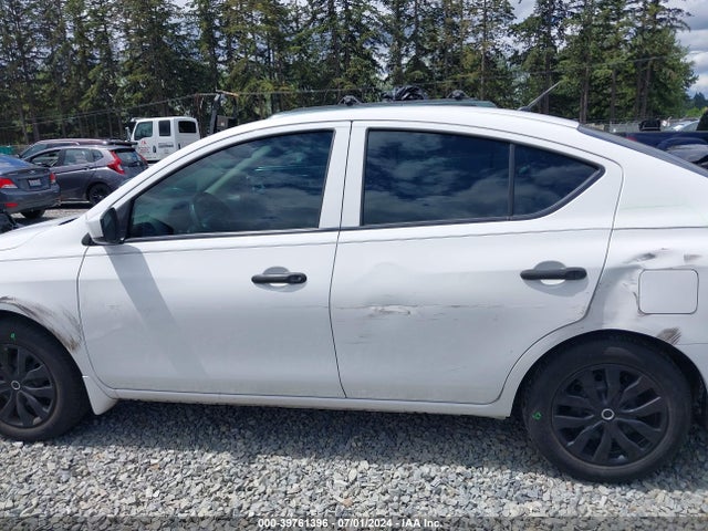 Nissan Versa 1.6 S+ 2018 3N1CN7APXJL828230 Image 14