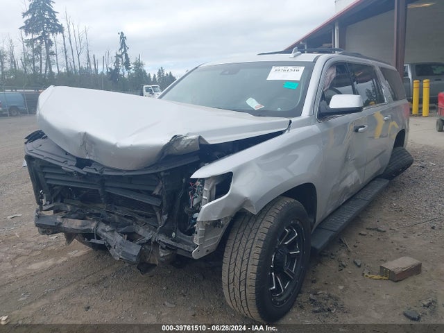 Chevrolet Suburban Lt 2018 1GNSKHKC9JR149682 Image 2