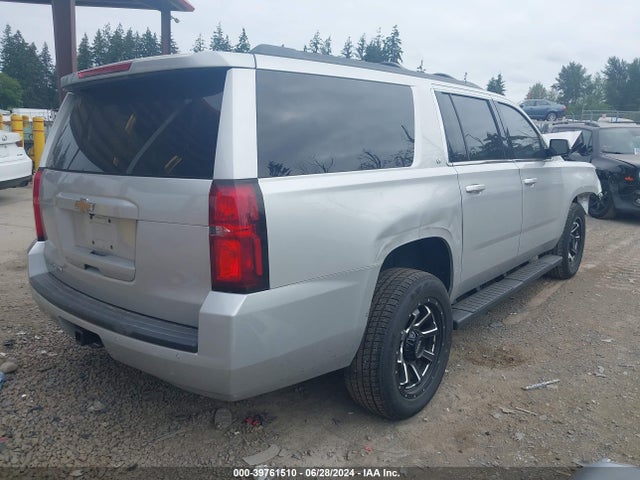 Chevrolet Suburban Lt 2018 1GNSKHKC9JR149682 Image 4