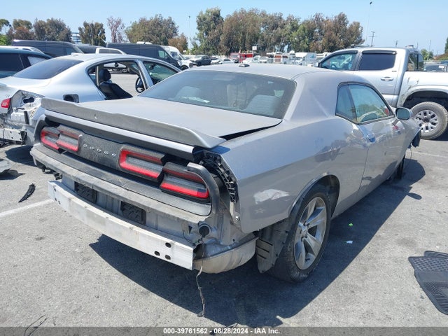 Dodge Challenger Sxt 2018 2C3CDZAG2JH245904 Image 4
