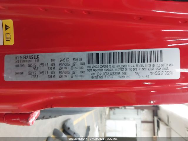 1C4HJXDG0JW163195 Jeep Wrangler Unlimited Sport 4x4