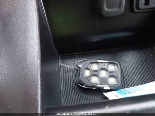 1GNSKHKC1KR351322 Chevrolet Suburban Lt