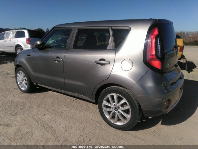 KIA SOUL + 2018 KNDJP3A52J7537621 Image 3