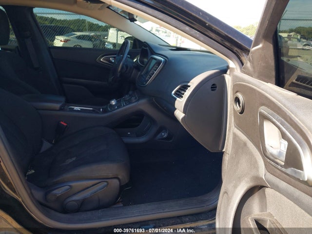 1C3CCCAB7GN149898 Chrysler 200 Limited