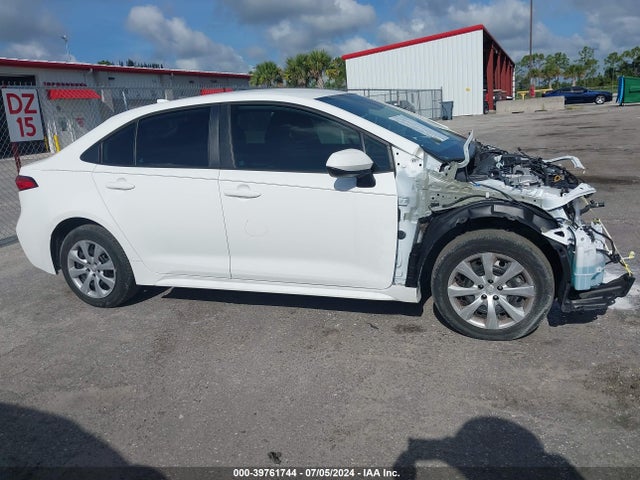 Toyota COROLLA LE 2022 5YFEPMAE3NP293120 Image 13