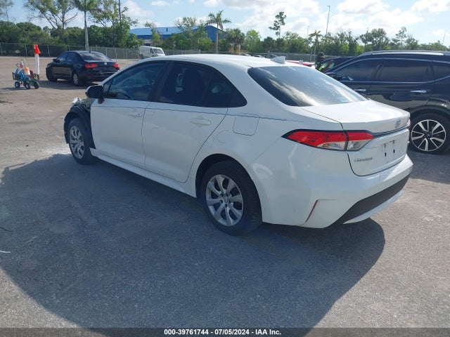 Toyota COROLLA LE 2022 5YFEPMAE3NP293120 Image 3