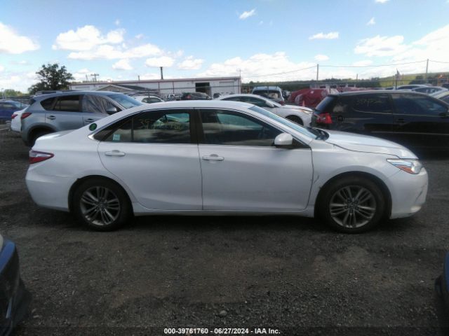 4T1BD1FK9GU182632 Toyota Camry Hybrid Se