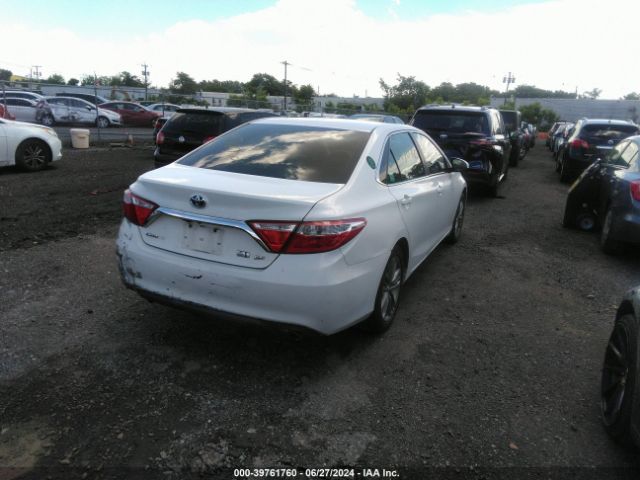 4T1BD1FK9GU182632 Toyota Camry Hybrid Se