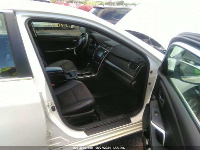 4T1BD1FK9GU182632 Toyota Camry Hybrid Se