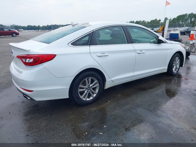 Hyundai Sonata 2016 5NPE24AF6GH395258 Image 4