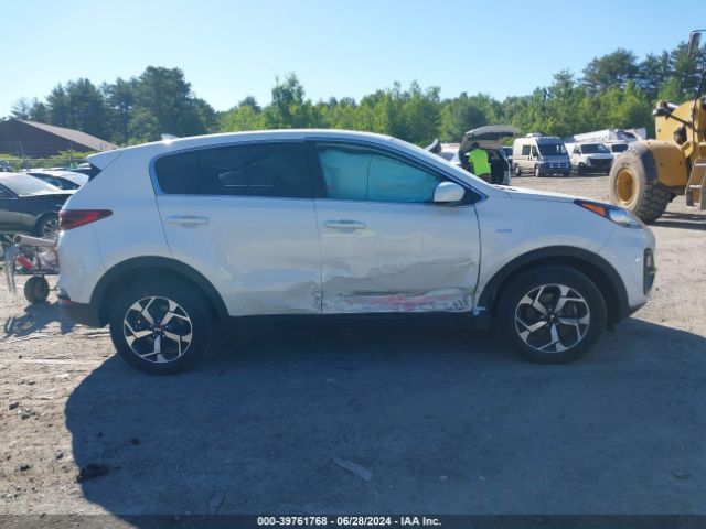 KNDPMCAC3N7979427 KIA Sportage Lx
