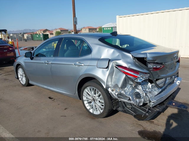 Toyota CAMRY XLE 2020 4T1F11AK1LU500559 Image 3