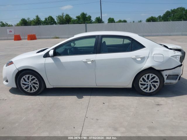 5YFBURHEXHP699849 Toyota COROLLA LE
