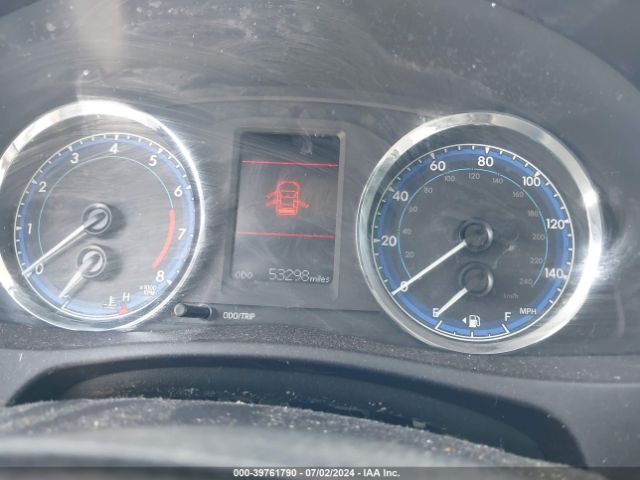 5YFBURHEXHP699849 Toyota COROLLA LE