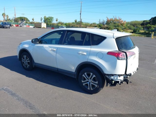 JTMZFREV0JJ166951 Toyota RAV4 LE