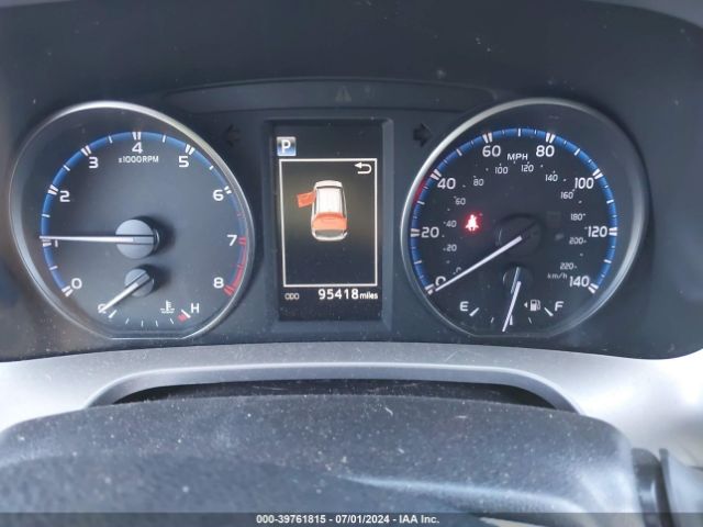 JTMZFREV0JJ166951 Toyota RAV4 LE