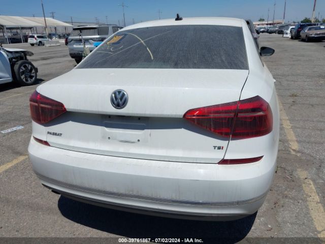 1VWLA7A36KC009098 Volkswagen Passat 2.0t Wolfsburg Edition