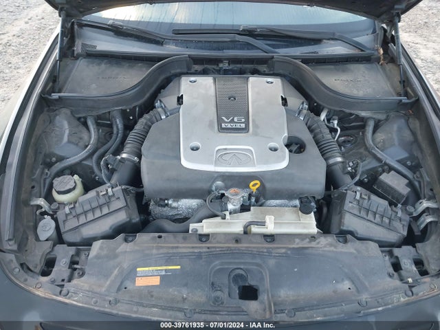 39761935 :رقم المزاد ، JN1CV6AP1BM302960 vin ، 2011 Infiniti G37 Journey مزاد بيع