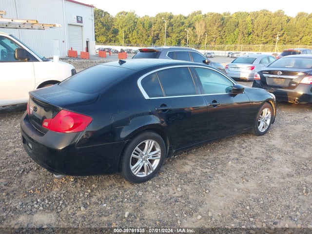 39761935 :رقم المزاد ، JN1CV6AP1BM302960 vin ، 2011 Infiniti G37 Journey مزاد بيع