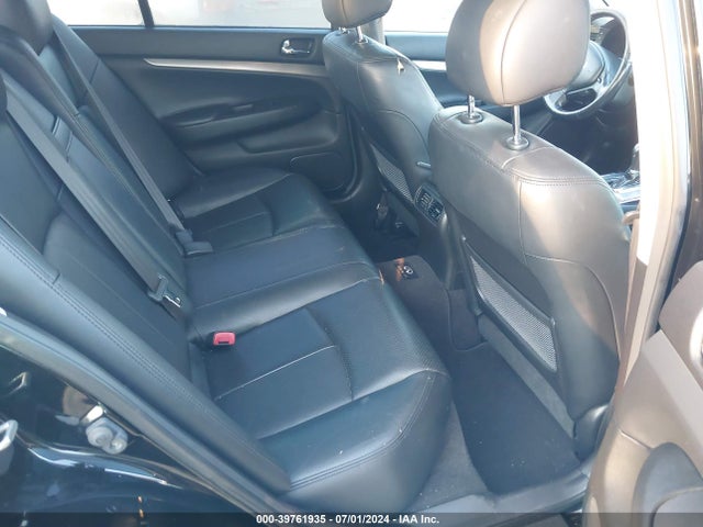 39761935 :رقم المزاد ، JN1CV6AP1BM302960 vin ، 2011 Infiniti G37 Journey مزاد بيع
