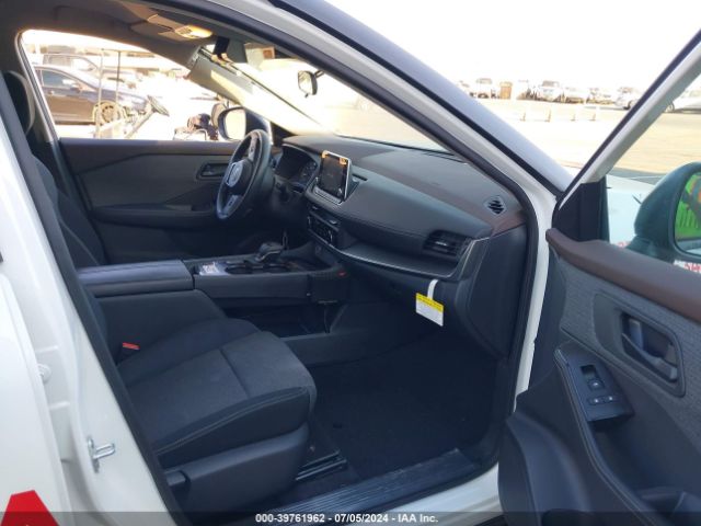 5N1BT3AA1NC708140 Nissan Rogue S Fwd