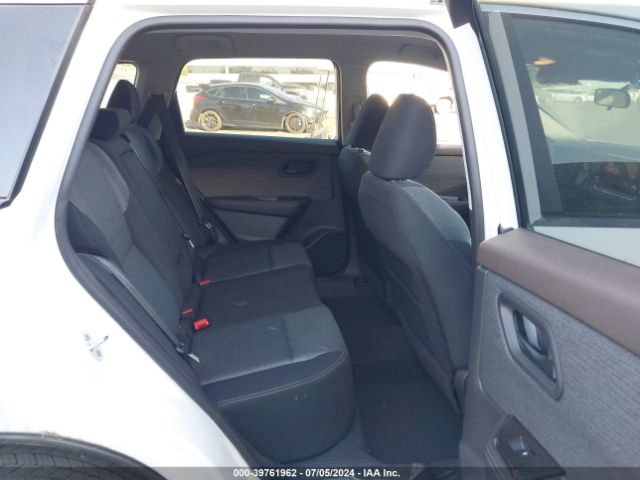 5N1BT3AA1NC708140 Nissan Rogue S Fwd