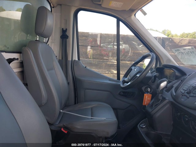 Ford Transit-350 Cab 2018 1FDBF8ZM7JKA69684 Image 8