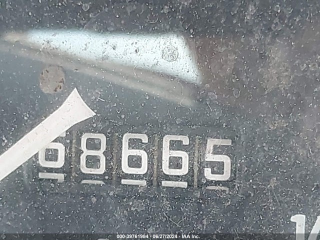 1976 JAGUAR E-PACE UG2T57931BW       Photo 6