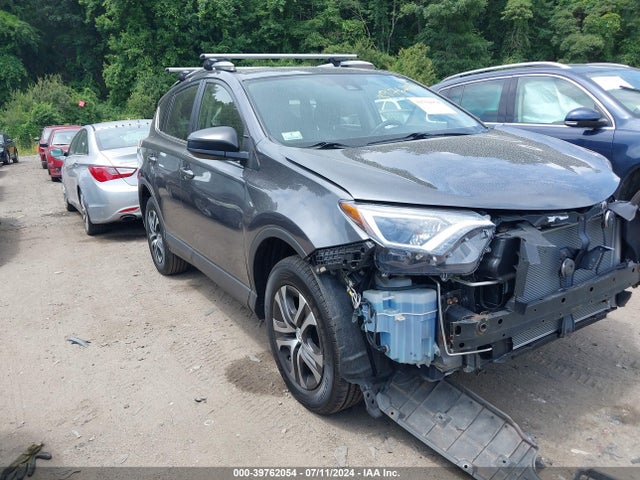 Toyota RAV4 LE 2017 JTMBFREV0HJ130298 главное изображение