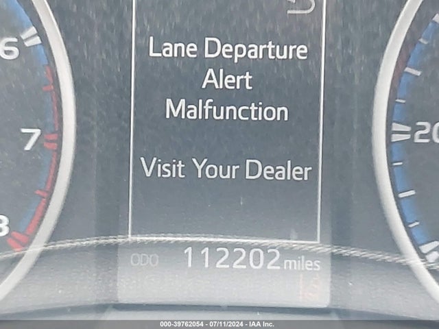 Toyota RAV4 LE 2017 JTMBFREV0HJ130298 Image 15