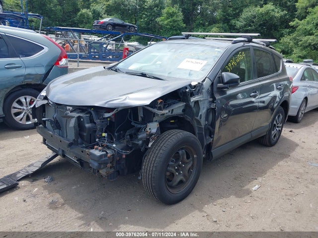 Toyota RAV4 LE 2017 JTMBFREV0HJ130298 Image 2